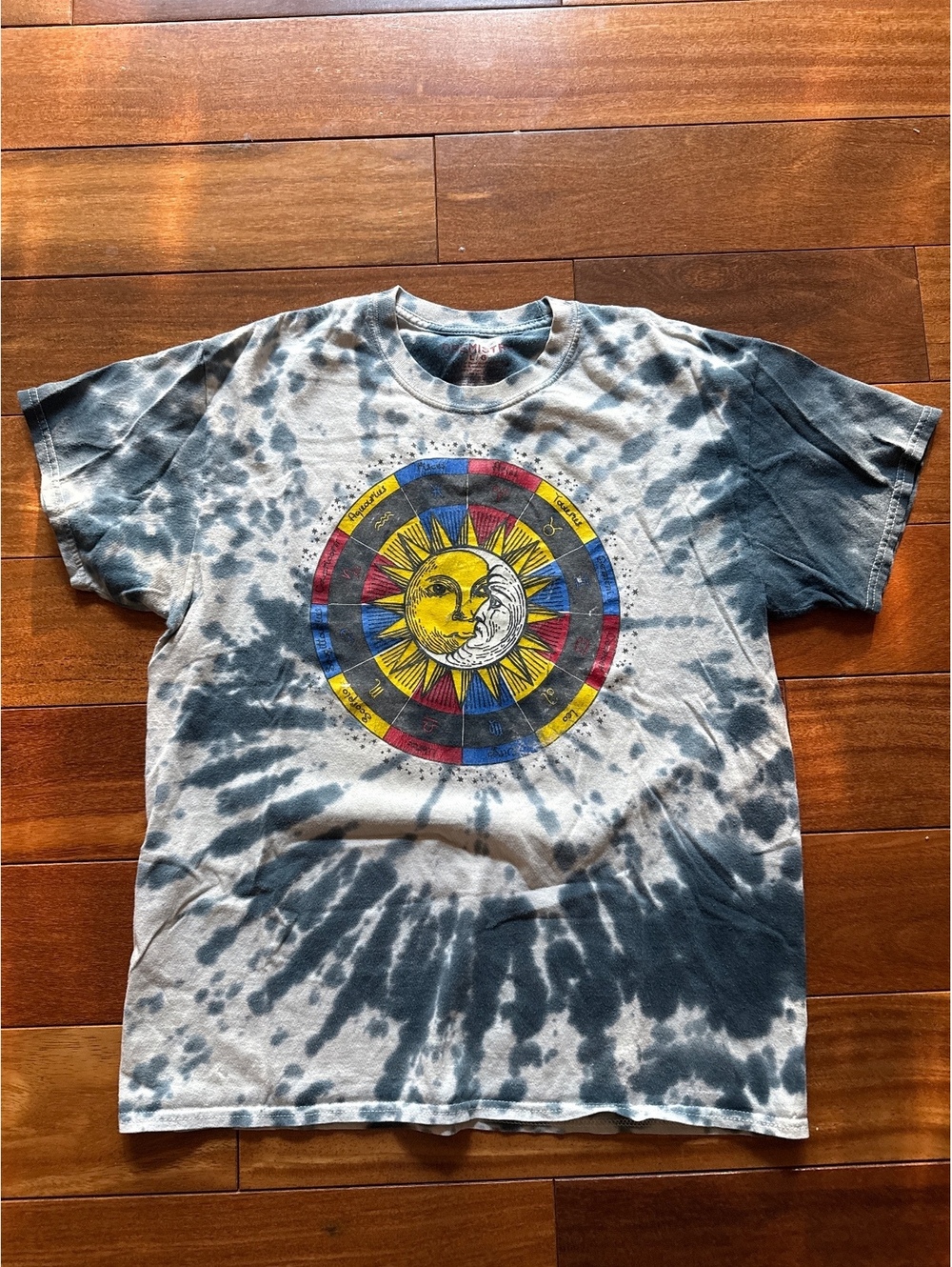 Astrology Tee L